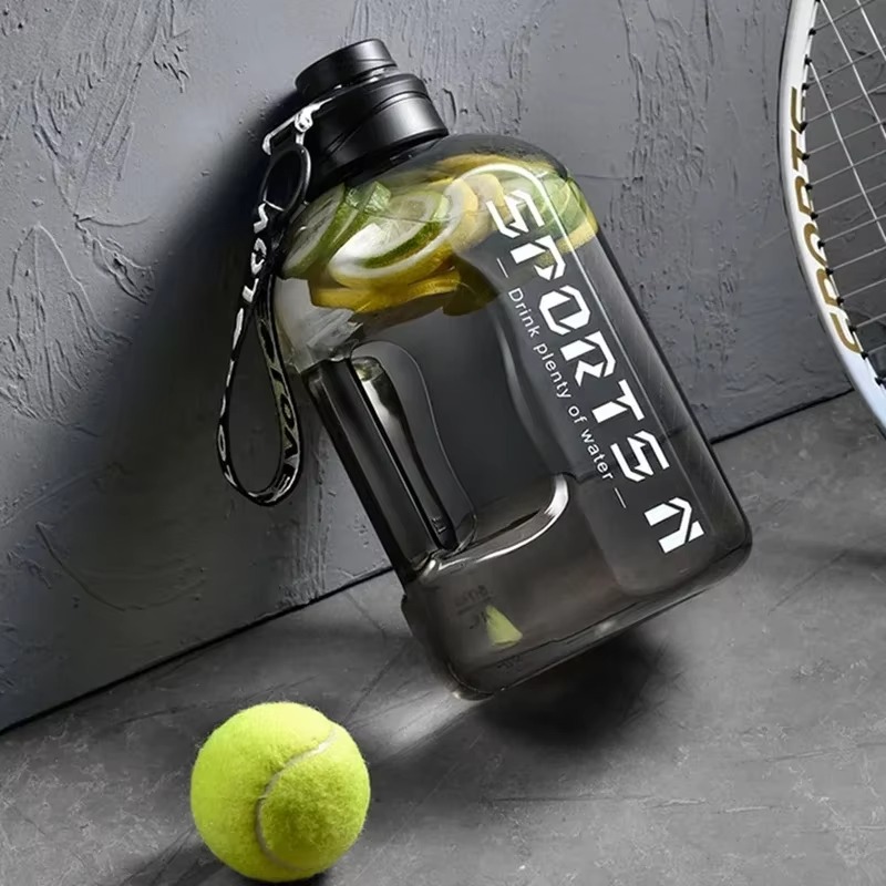 1.7L/2.7L Sports Water Bottle  - Sports Equipment Names recensie en prijs